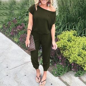 1035.  Stylish Dark Green Slant Off-Shoulder Jumpsuit